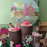 Lofaris Lovely Cartoon Farm Family Round Baby Shower Backdrop
