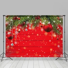 Lofaris Strings Of Silver Beads With Christmas Tree Backdrop