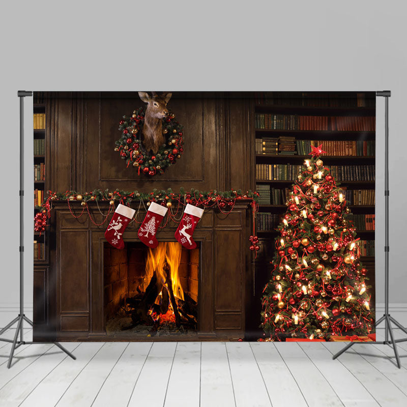 Lofaris Warmful Houses With Stocks And Christmas Tree Backdrop