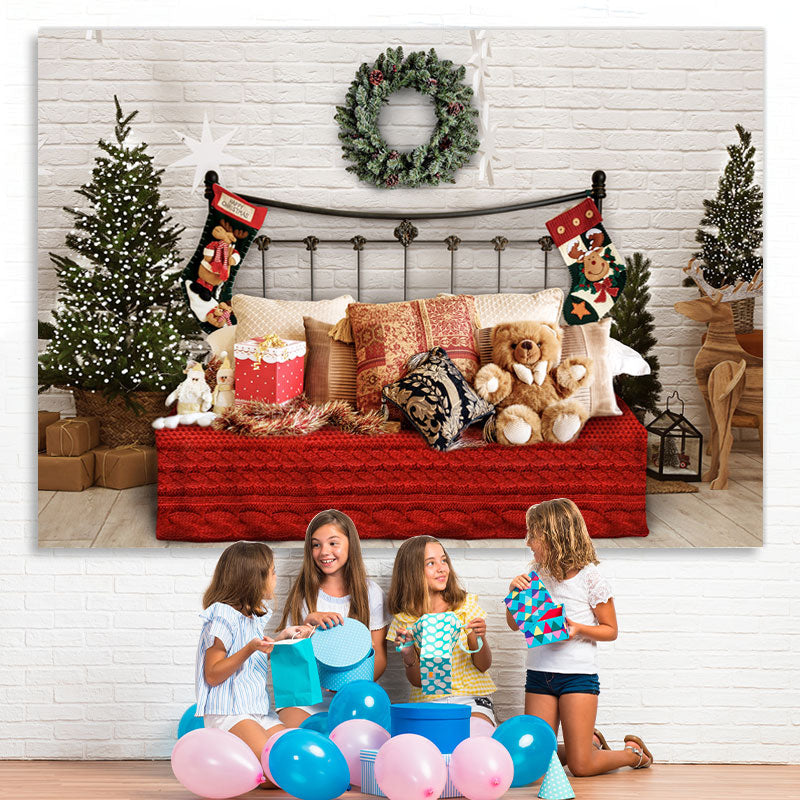 Lofaris White Bricks And Bed With Pillows Teddy Bear Backdrop