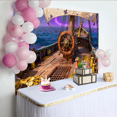 Lofaris Piratenschiff, Steuerrad und Goldmünzen Partyhintergrund, mit Papagei und lila Himmel, für Abenteuer-Geburtstagsfeiern