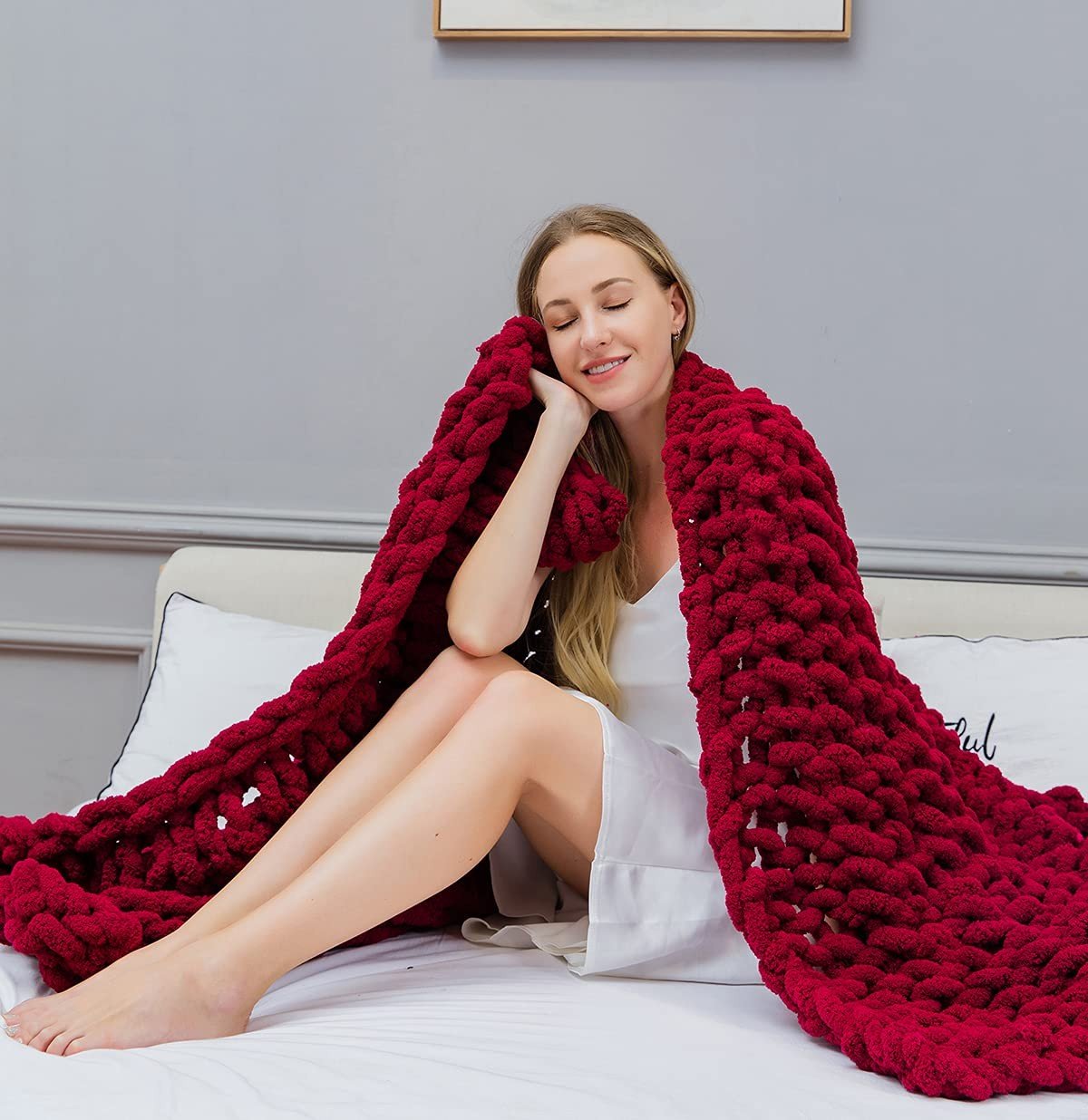 Lofaris Red Handmade Super Soft Chenille Thick Chunky Knit Blanket